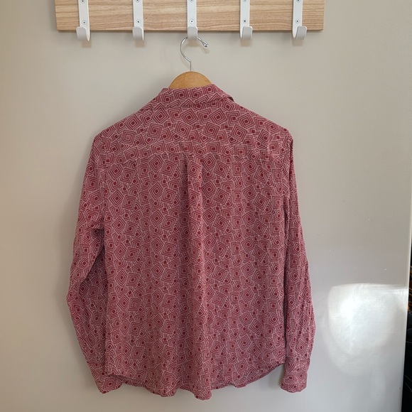 Equipment silk button up in medium - Picture 2 of 4